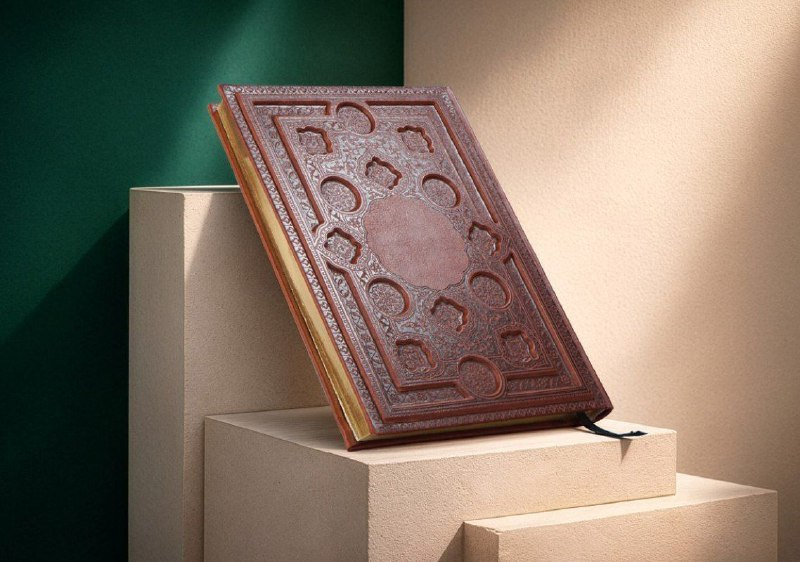 کد 60: سالنامه  حافظ وزیری ترمو قهوه‌ای برجسته لب طلا