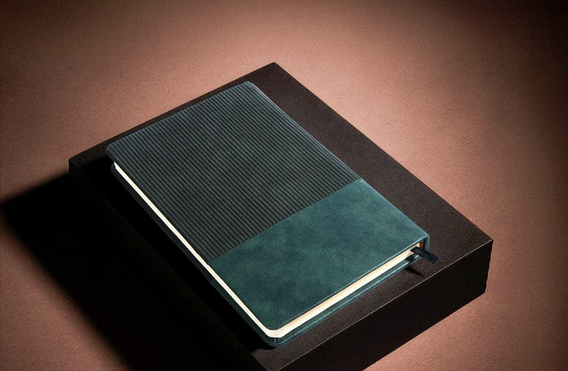 کد12: سالنامه اروپایی ترمو 2 تکه آیسل کاغذ کرم